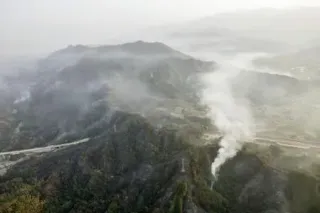 愛媛山林火災が鎮火 今治、西条両市で発生