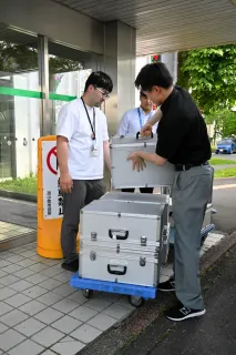 投票用紙、東胆振と日高管内の12市町にも 道選管が配布