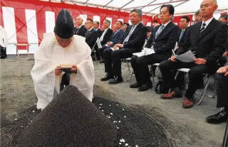 市立病院工事の安全願う 三笠 新築移転へ起工式
