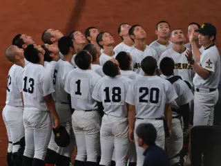 【写真13枚】札幌日大高―北海道栄 夏の高校野球