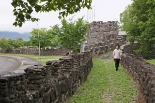 <おおきな○○みぃつけた!~巨大オブジェ探訪~>①万里長城 上川管内下川町
