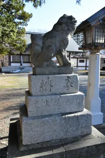 岩内神社の狛犬・手水鉢、町文化財に　江戸後期に奉納　関係者「豊かな歴史知って」