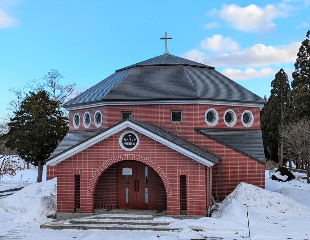 デスクの道南建築散歩＞⑬最終回 函館聖ヨハネ教会（函館市元町