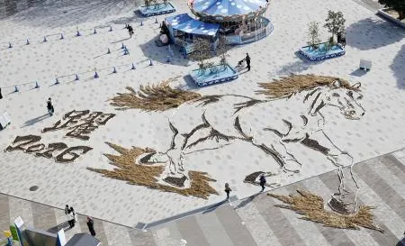 駆け抜ける馬の地上絵、茨城 観覧車から眺望：北海道新聞デジタル