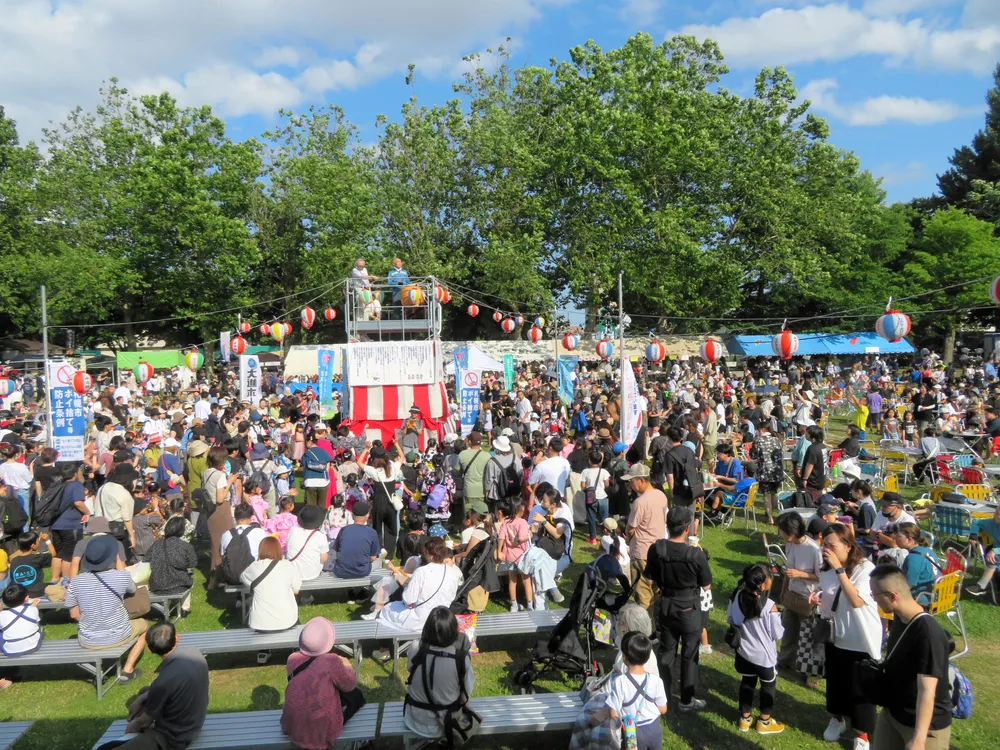 ヨサコイや盆踊り、夏フェス笑顔満開：北海道新聞デジタル