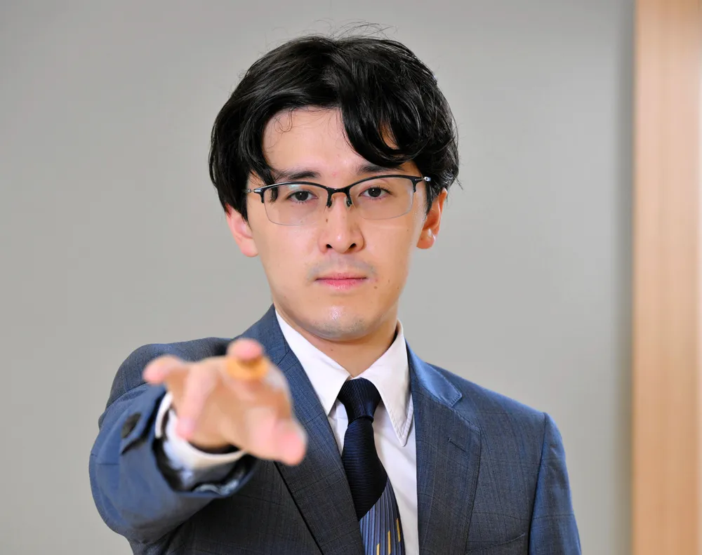 将棋・第67期王位戦7月4日開幕 藤井聡太王位がV7か、伊藤匠二冠が奪取