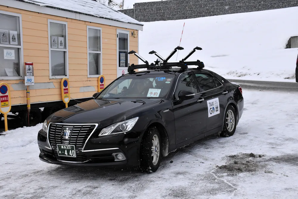 タクシー「ニセコモデル」好調　域外から冬季営業　1カ月で利用2万件