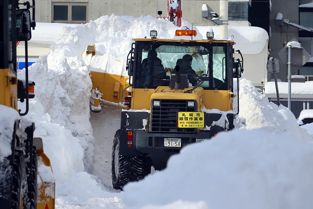 ドカ雪頻発の新時代 除排雪費急増困った 北海道内12市、10年で1.8倍