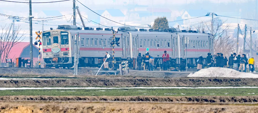 最後の雄姿、沿線見守る JR留萌線の各駅でセレモニー：北海道新聞デジタル