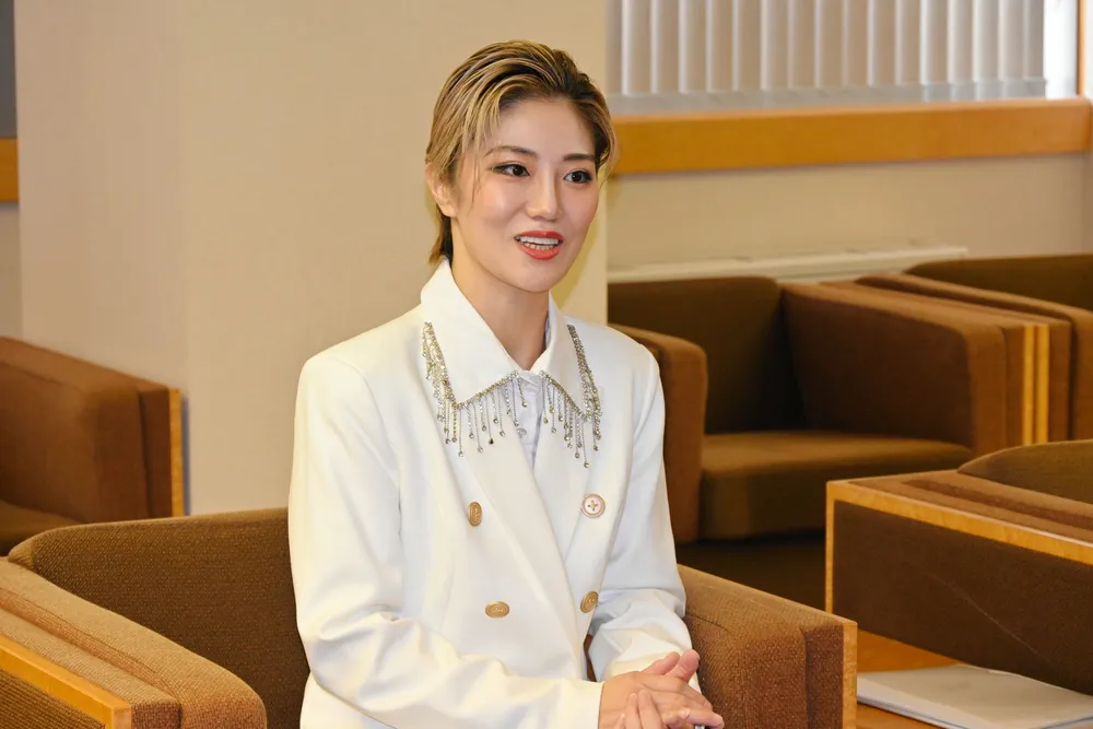 OSK天輝レオさん、3度目凱旋公演 「生の舞台で魅力届けたい」 9月に苫小牧で:北海道新聞デジタル