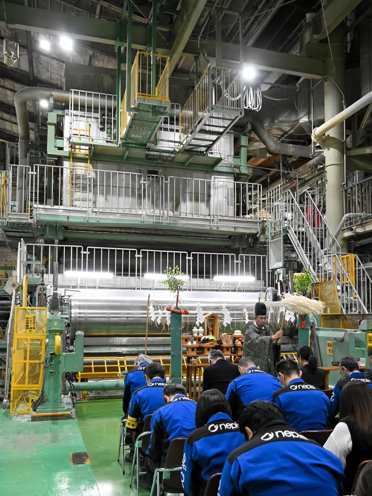王子ネピア苫小牧工場、操業終える 54年の歴史、抄紙機停機式：北海道