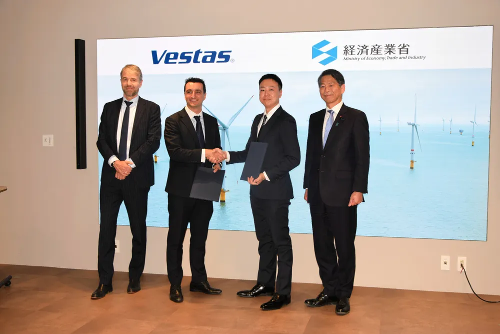 洋上風力大手ベスタス、政府と覚書締結　29年度までに日本に製造拠点　室蘭と北九州が有力候補