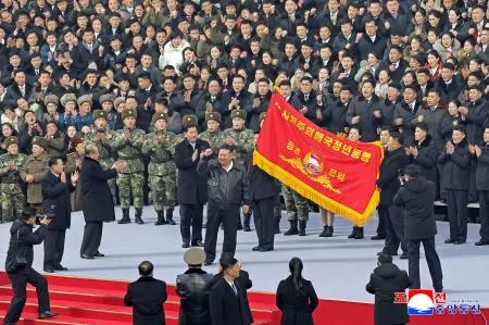 金正恩氏「党大会は目前」 軍事パレード準備動向も
