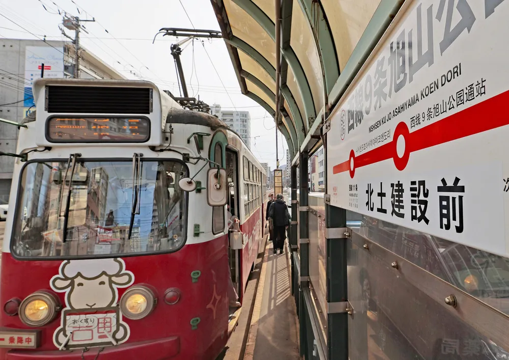 札幌市電の停留場「副名称」お披露目 まず2カ所で 車内アナウンスも 