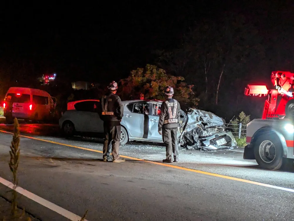 車3台が絡む事故　男性1人死亡　室蘭の国道