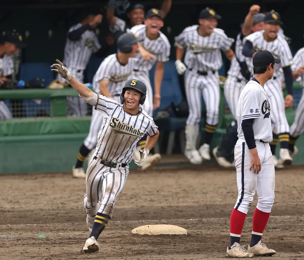 十勝勢対決　白樺サヨナラ勝ちで8強　夏の高校野球・北北海道大会