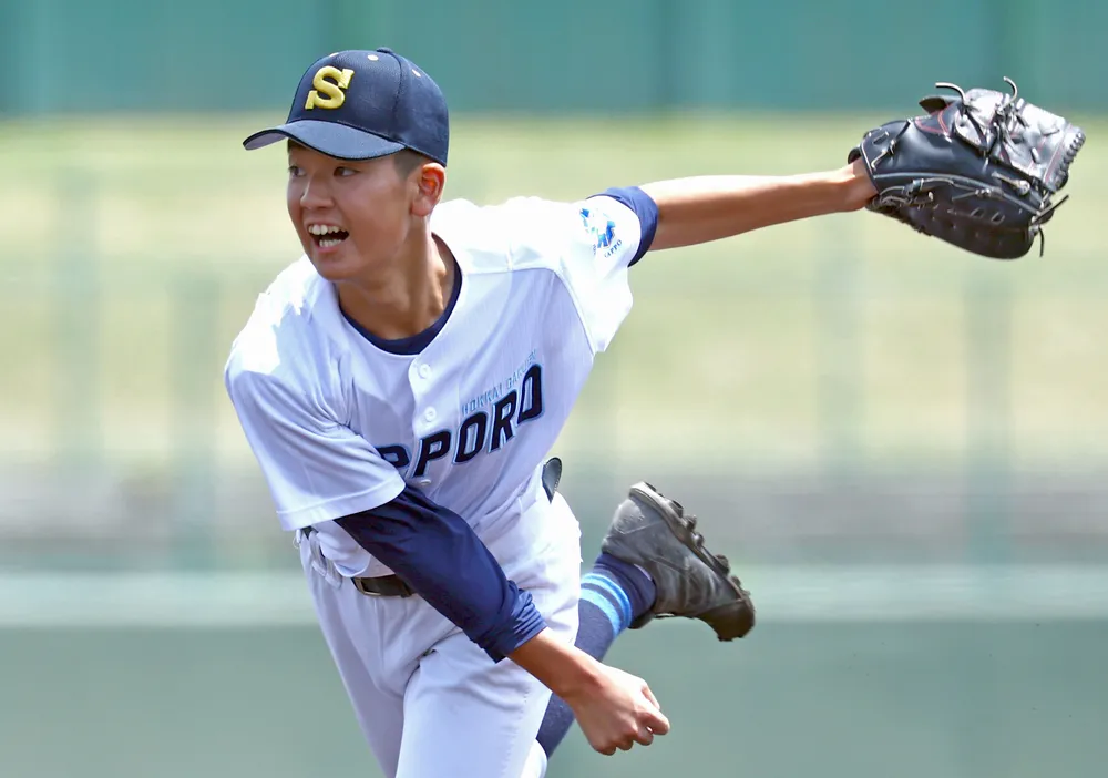 北海学園札幌12安打　着々コールド勝ち　夏の高校野球・南北海道大会3回戦