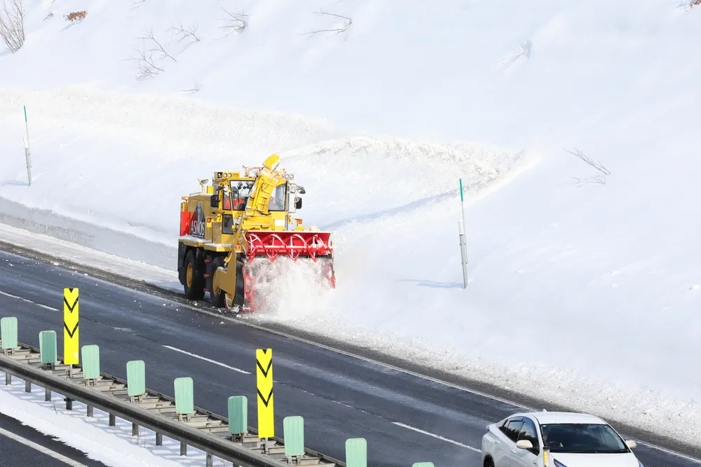 ＜ディープに歩こう　札幌・手稲編＞⑧　みんな見てます「ＮＩＣＨＩＪＯ」の除雪車　国内シェア６割の最大手