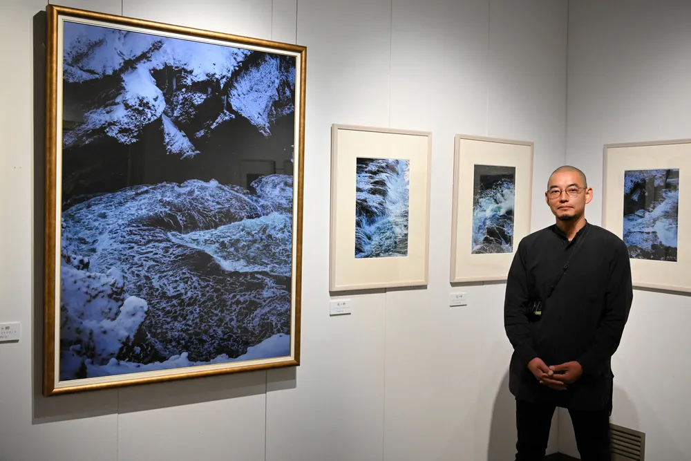 竜ケ岬の風景力強く 写真家・高木さん、小樽で作品展：北海道新聞デジタル