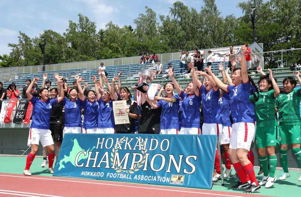 高校サッカー女子 道大谷室蘭V2 総体道予選決勝、道文教大付に2ー1