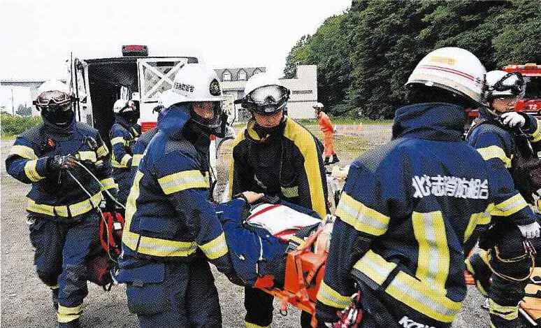 トンネル事故想定 連携して救助訓練 小樽、余市消防署:北海道新聞デジタル