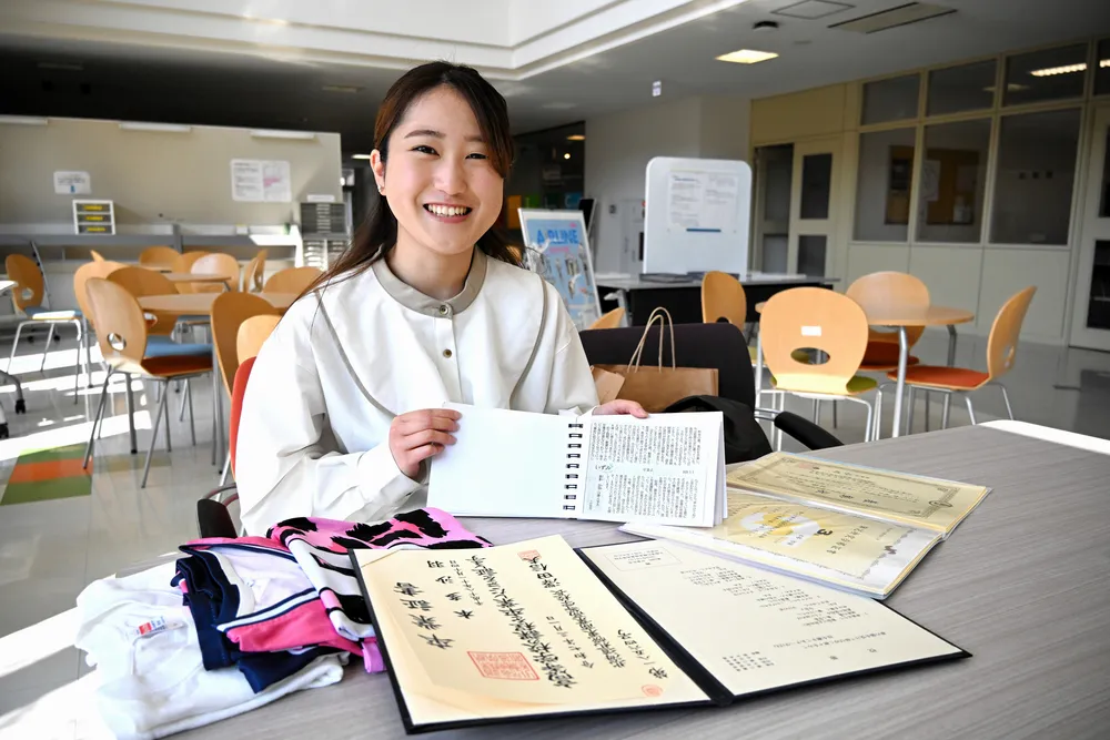 ＜いずみ　投稿者を訪ねて＞悩んだ自分　ねぎらいたい　江別の本多さん作「卒業式」