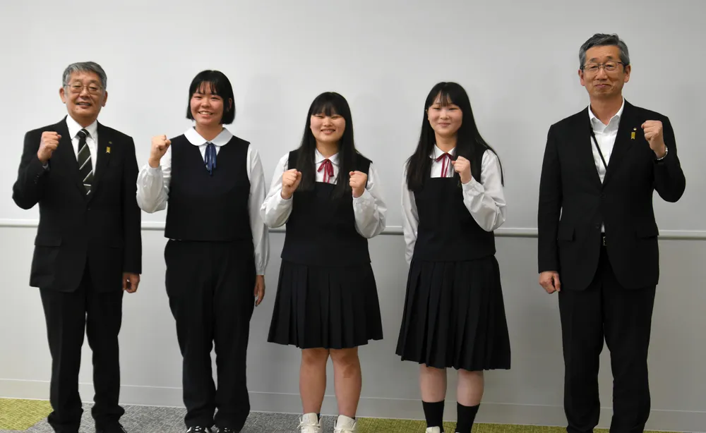 ななかまど 北海道庁立根室高等女学校 第二十四回生同期会 根室