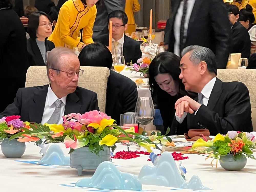 福田元首相、日中関係強化に尽力　洞爺湖サミットでは議長務める