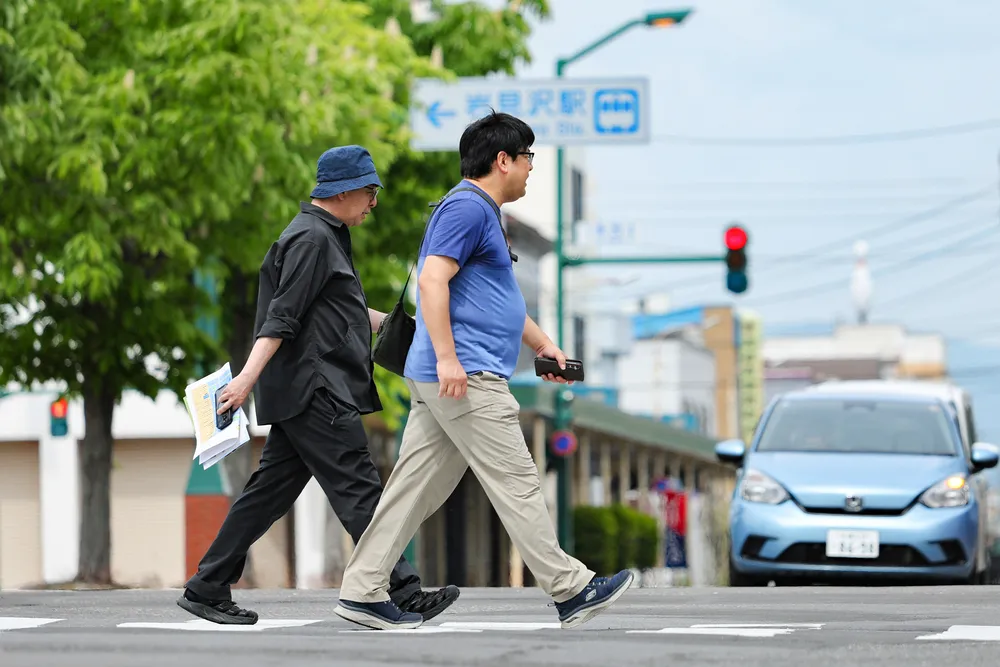 行き先板☆看板☆手稲、滝川、岩見沢 岩見沢25.9度 滝川25.6度 空知管内6地点で今季初の夏日：北海道新聞