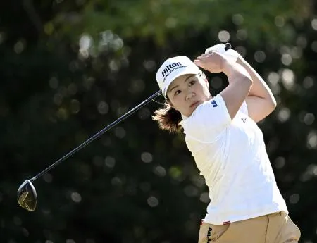 女子ゴルフ、荒木、畑岡が首位 TOTOジャパンクラシック：北海道新聞