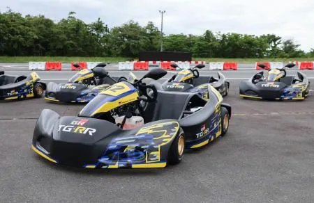 トヨタ自動車 昭和61年 賞与メッセージカード 2枚セット トヨタ、子ども乗れるカート生産 愛知・蒲郡に専用工場、秋に稼働
