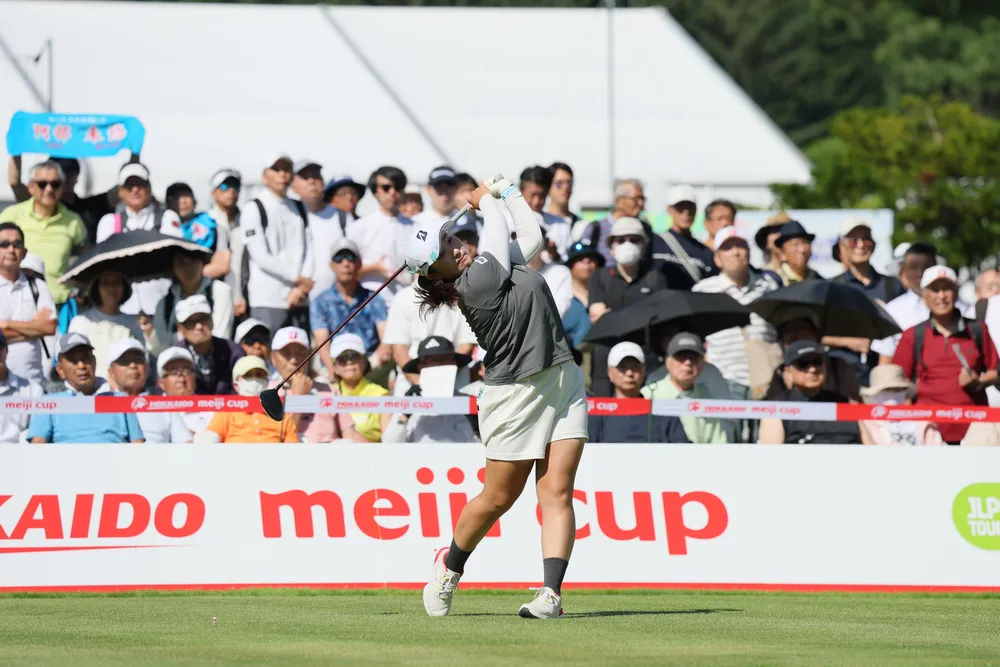 女子ゴルフ「北海道meijiカップ」開幕　道産子選手、次々にスタート