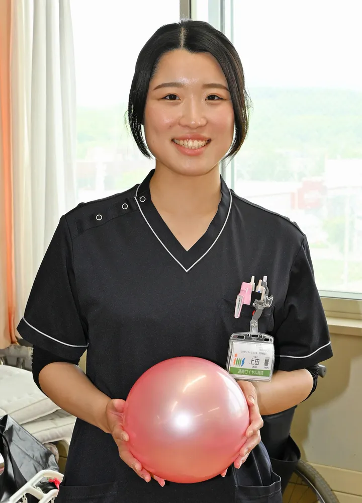 せたな＞道南ロイヤル病院の理学療法士 上田響さん（23）：北海道新聞