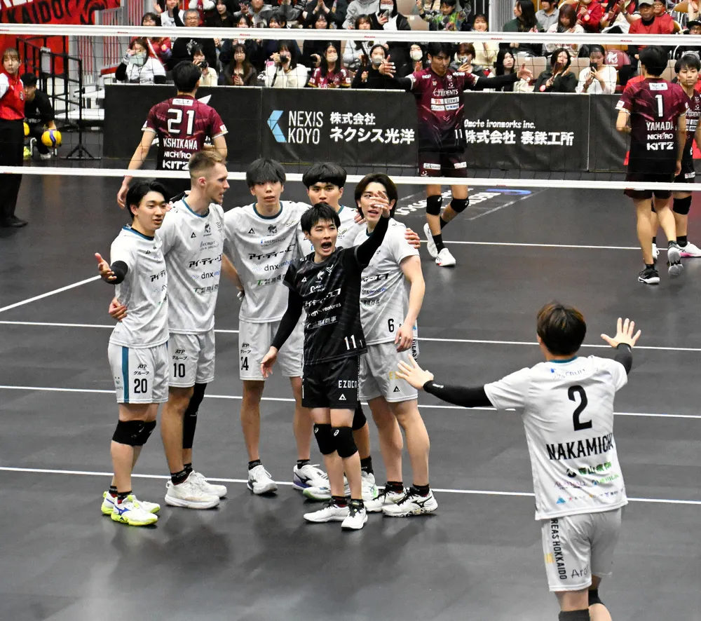 ヴォレアス 連敗5で止める バレーボールSVリーグ：北海道新聞デジタル