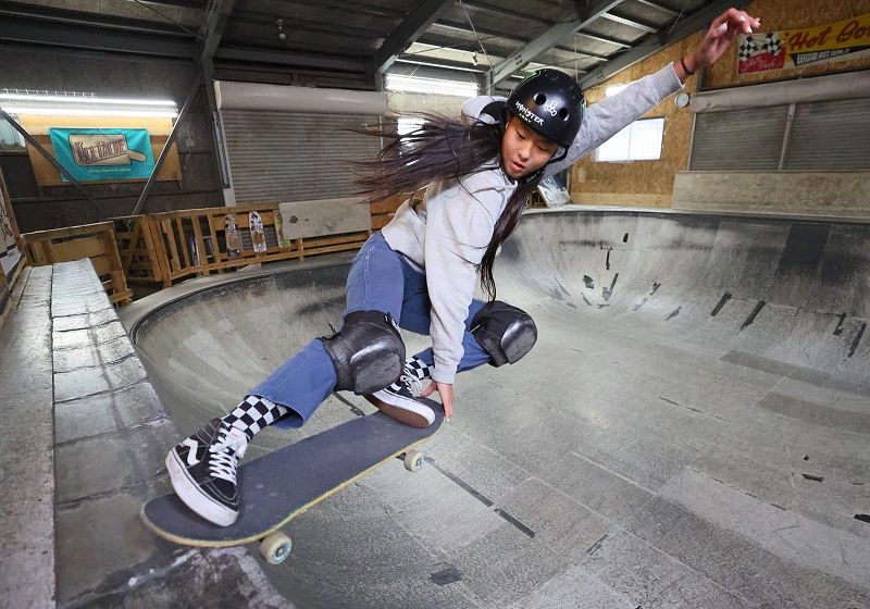 開心那 スケートボード世界トップ選手15歳 開 心那さん：まなぶん