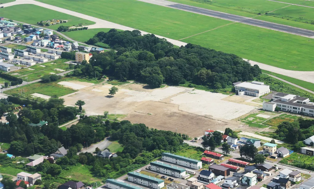 隈氏監修の新庁舎設計白紙に 八雲町長陳謝「甘かった」：北海道新聞