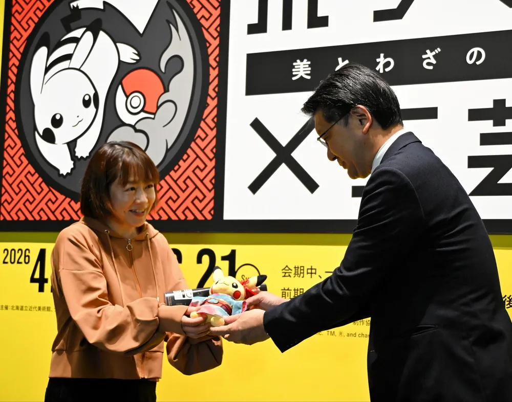 匠の技でポケモン表現「本当に面白い」　札幌の工芸展、3万人突破　6月21日まで