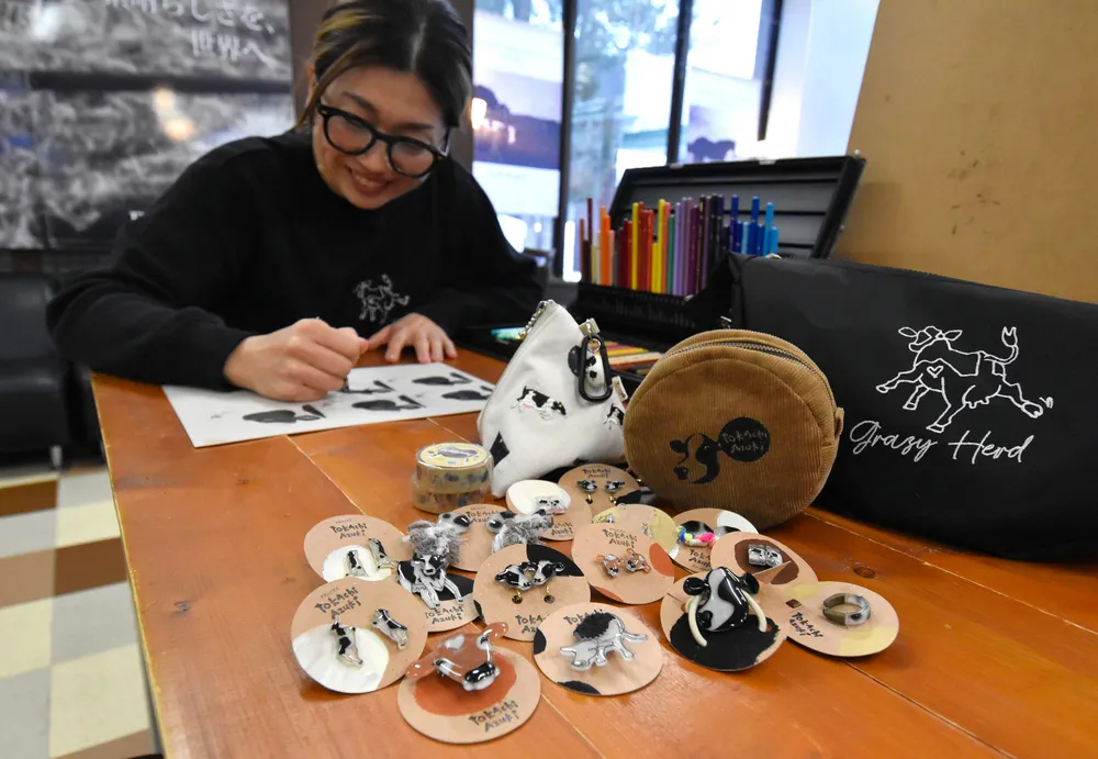 トカチのモノがたり＞tokAchiAzuki＝プラバンアクセサリー アイデア