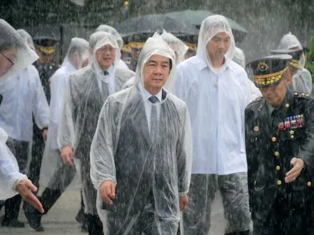 台湾の頼総統「中国の野心」非難 金門島の激戦地訪問：北海道新聞デジタル