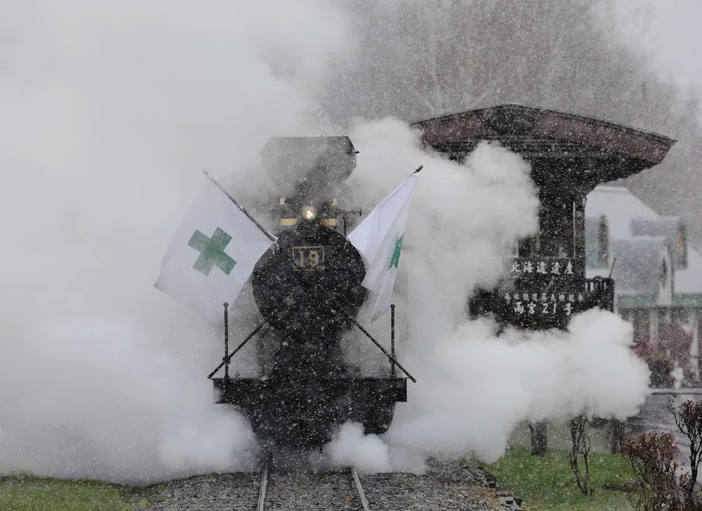 乗工社　丸瀬布21号 HOナロー) ムリイ、上丸瀬布森林鉄道 雨宮21号 蒸気機関車 (組立