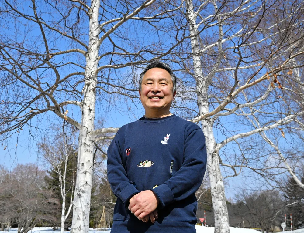 ＜興味深人　インタビュー＞　森林総研　研究専門員　上田明良さん　「ナラ枯れ」を研究