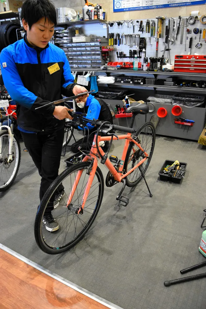 春先、自宅で自転車メンテ チェーンに注油、さび確認 ブレーキ調整は「専門店が安心」：北海道新聞デジタル