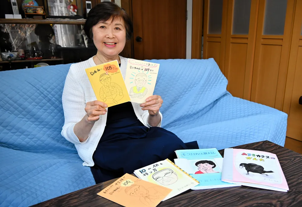 ＜いずみ　投稿者を訪ねて＞介護の苦労も笑いに変えて　札幌の横村さん作「手作り漫画」