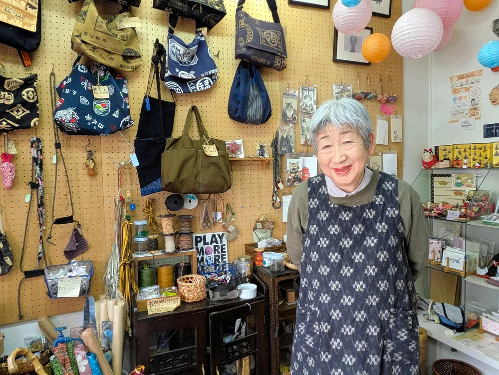 札幌・白石区本郷に15年！　78歳店主が作る、味わい深い布草履＜ＭＹタウン白石区＞