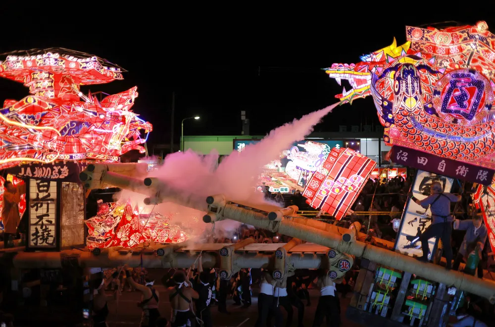 沼田・夜高あんどん祭り50回記念大会　豪華絢爛、喧嘩あんどんも【写真14枚・動画あり】