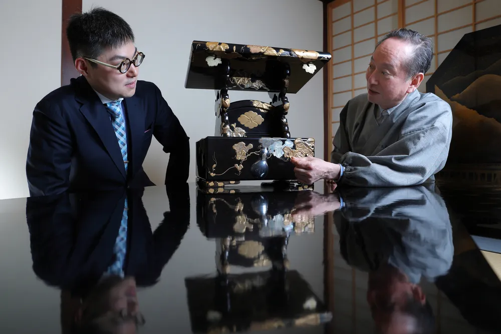 文楽守る若き道産子太夫 竹本碩太夫さん（札幌市出身）道具、衣装修繕