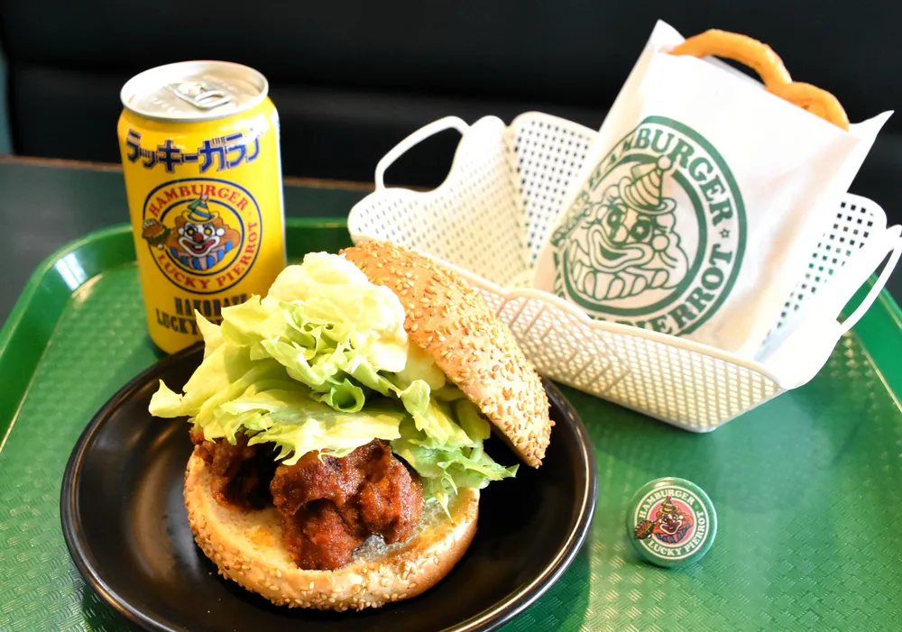 ラッキーピエロが20日から、北海道新幹線開業10周年記念セットを発売