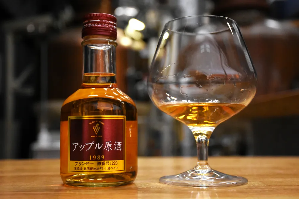 十勝ブランデー原酒＆アップル原酒 2本セット - メルカリ