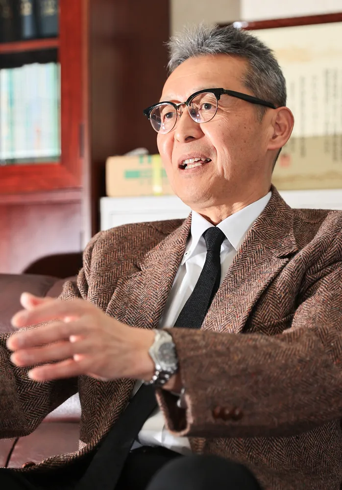 釧路町の小学校長、日本人学校教頭へ転身 成瀬さん「海外で悩む 釧路町の小学校長、日本人学校教頭へ転身 成瀬さん「海外で悩む