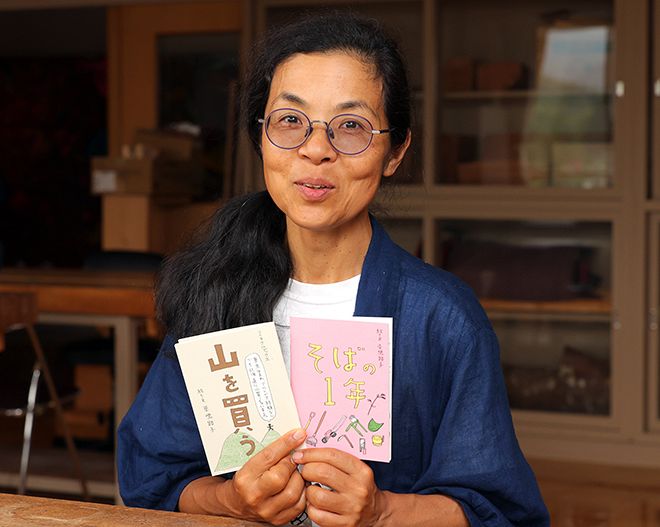岩見沢市美流渡に移住し出版活動５年 來嶋路子さんに聞く、地域に